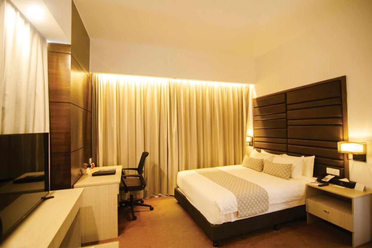 Best Western Sks Chattogram Csittagong Kültér fotó