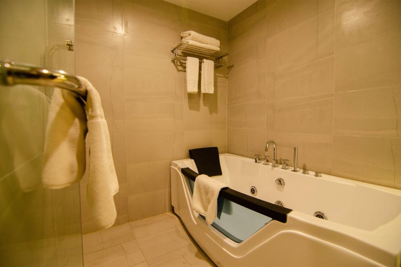 Best Western Sks Chattogram Csittagong Kültér fotó